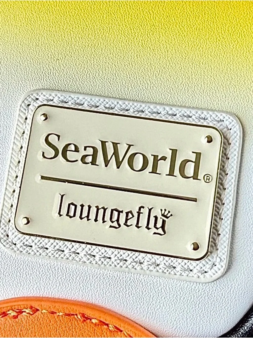 NEW w Tags Loungefly SeaWorld Exclusive Black Sequin PENGUIN Mini Backpack